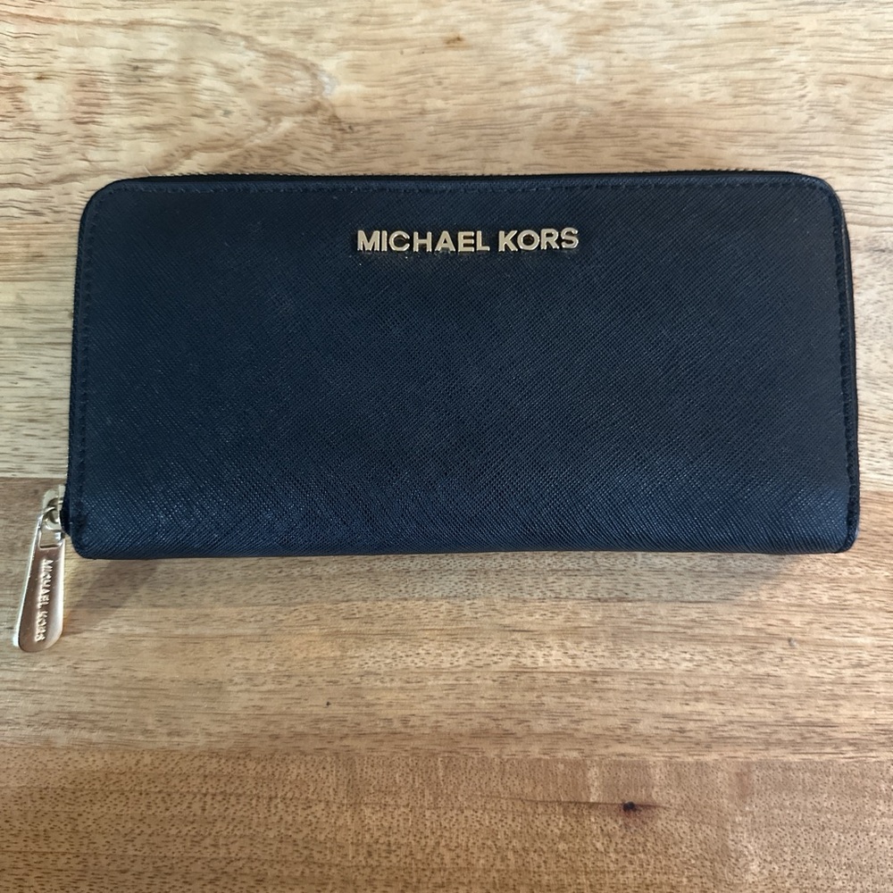 Black Michael Kors wallet